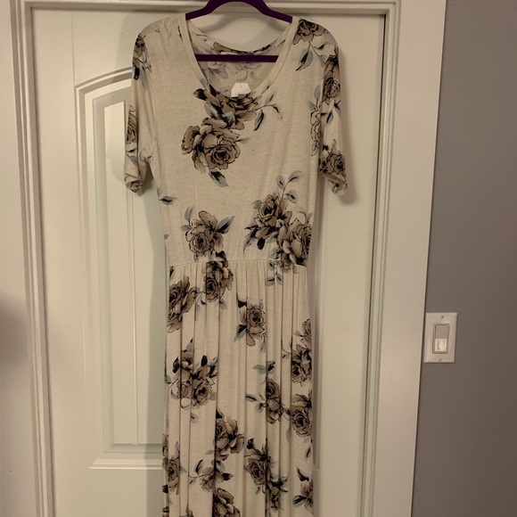 Promesa Priscilla Dress - Picture 3 of 3